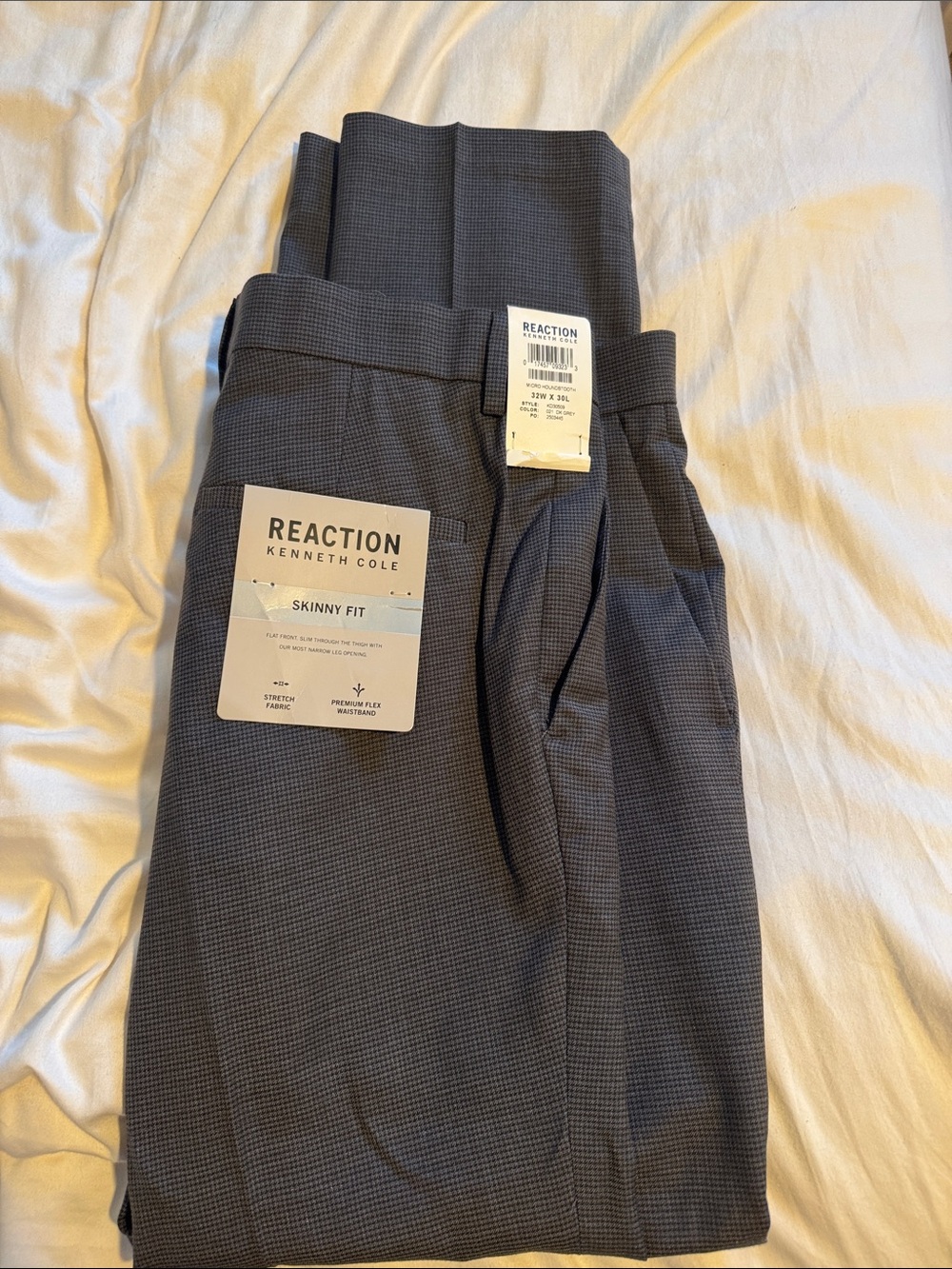 Reaction Kenneth Cole Men's Skinny Fit Dress Pants - Dark Gray Micro-Check 32x30
